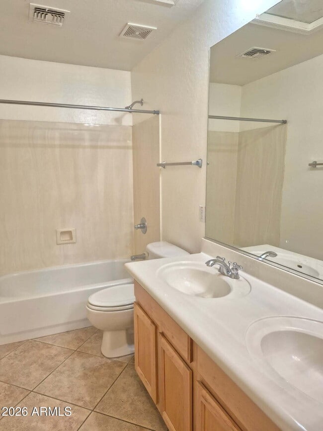 Building Photo - 16438 N 72nd Ln