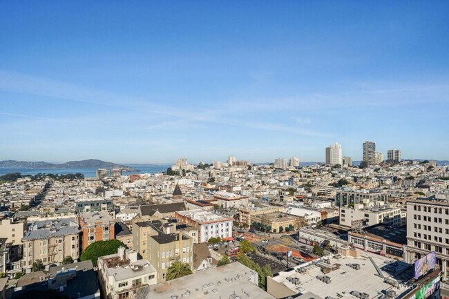 Building Photo - 2040 Franklin St