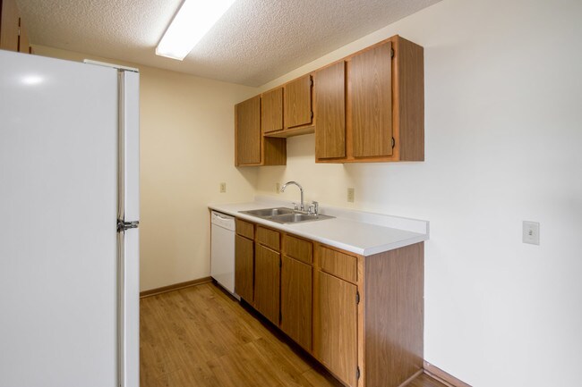 Kitchen - City View Apartments