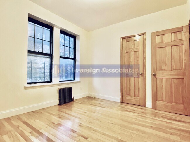 Building Photo - 295 Convent Avenue