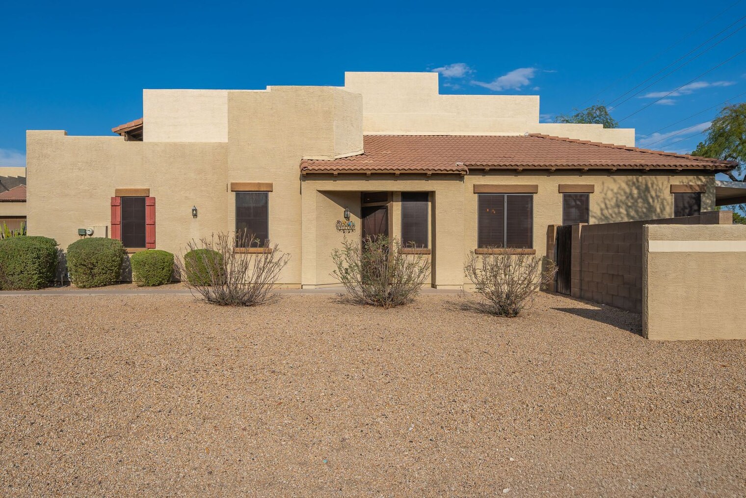 Building Photo - 3422 E University Dr
