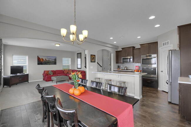 Building Photo - 8166 Misty Moon Dr