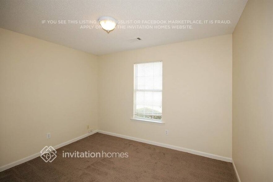 Building Photo - 1406 N Hampton Dr