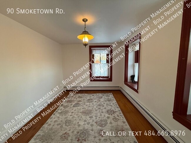 Building Photo - 90 Smoketown Rd