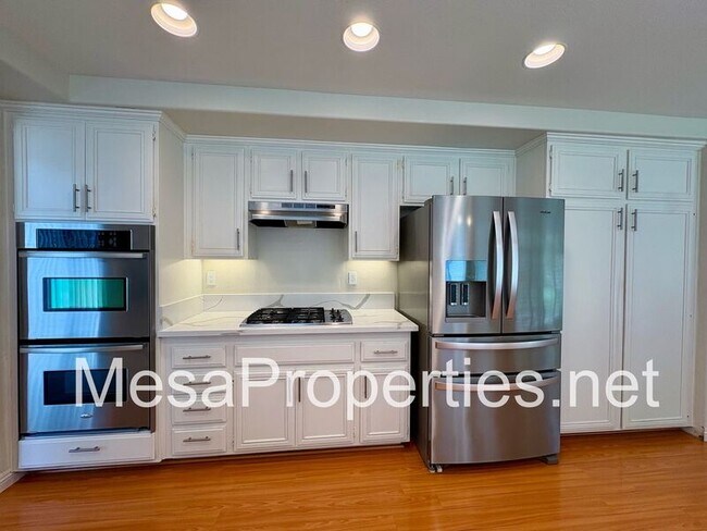 Building Photo - 14095 Bancroft Ct