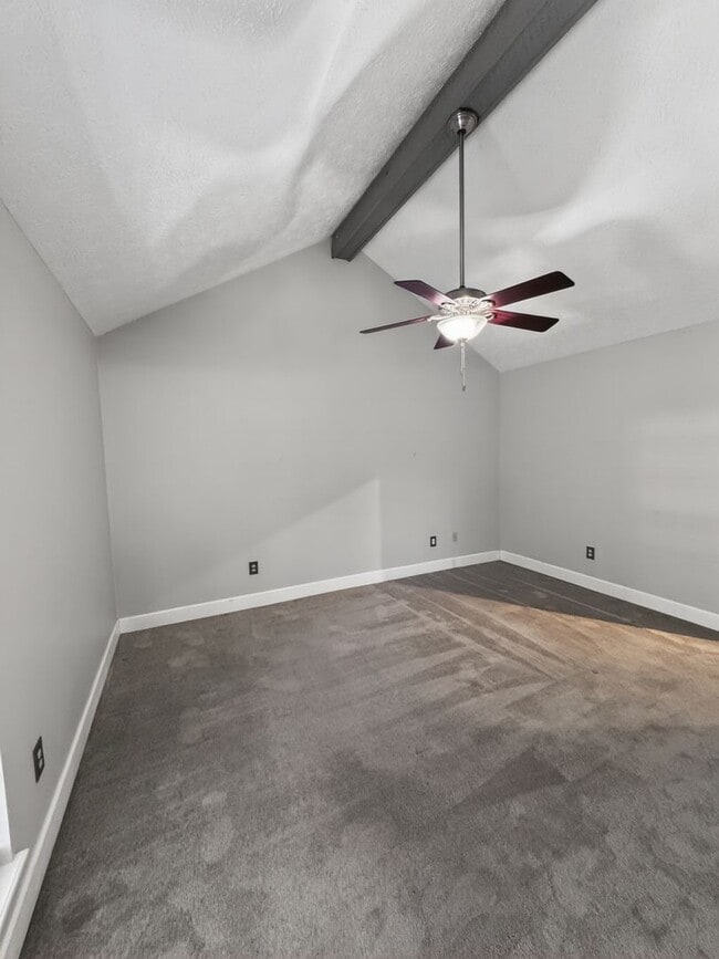 Building Photo - 454 Floyd Cir