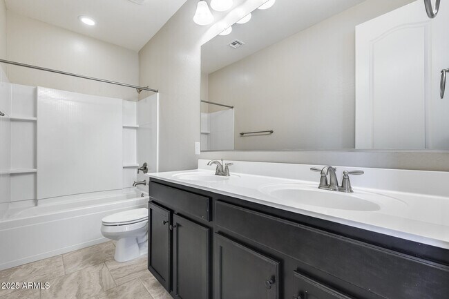 Building Photo - 9944 W Louise Dr