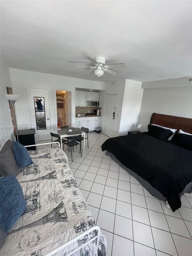 Building Photo - 3801 Indian Creek Dr