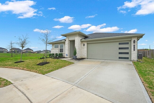 Building Photo - 29403 Ella Larchmont Ct