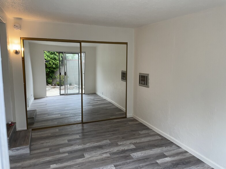 Building Photo - 7821 Forsythe St