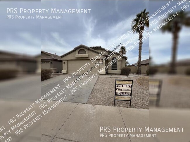 Building Photo - Three Bedroom in Maricopa