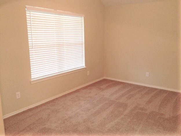 Building Photo - 24438 Schivener House Ln