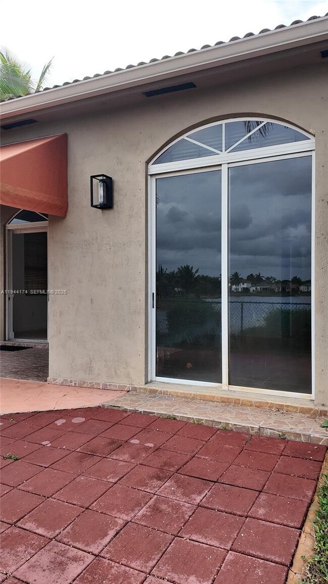 Building Photo - 3265 SW 153rd Pl