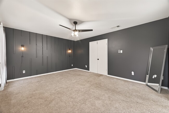 Building Photo - 12131 Ella Lee Ln