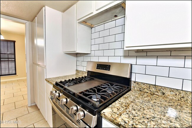 Building Photo - 4504 R J Lunn Ct