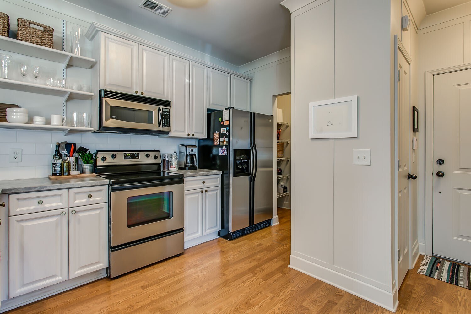 Building Photo - 7230 Althorp Way