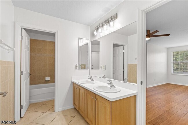 Building Photo - 9717 Blue Stone Cir