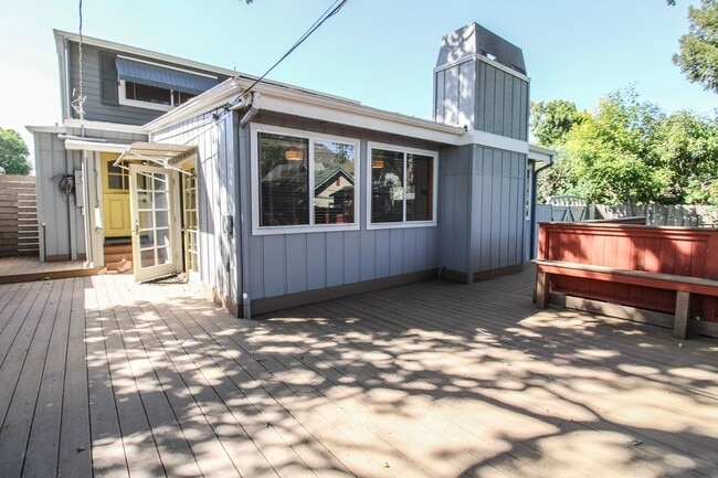 Building Photo - 4 Bedroom House with HUGE Backyard on Historic Buchon St. Near Downtown SLO