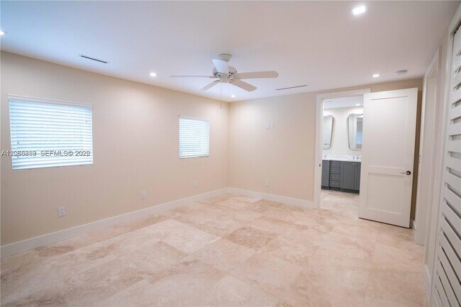 Building Photo - 4150 Monserrate St