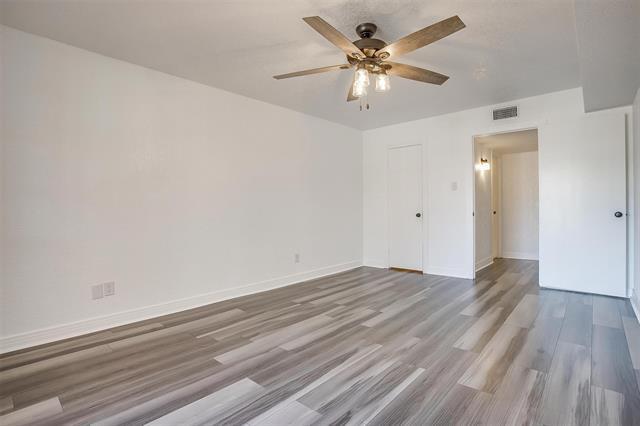 Building Photo - 4006 Ridglea Country Club Dr