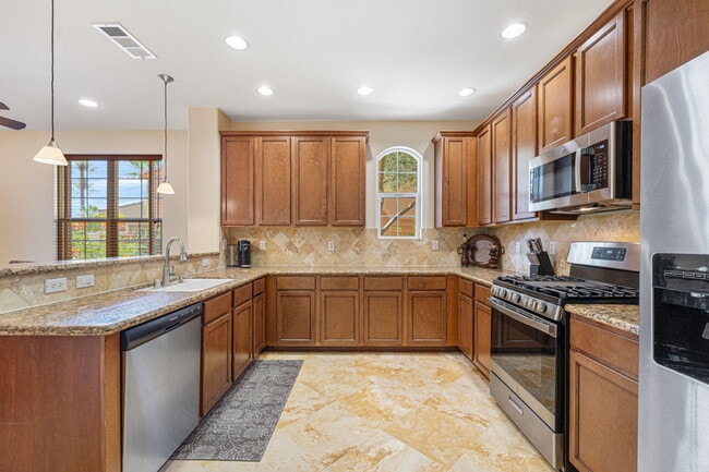 Building Photo - 52230 Desert Spoon Ct
