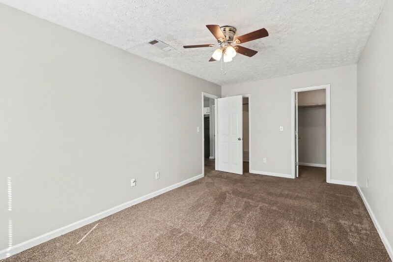 Building Photo - 2031 Sitser Ln