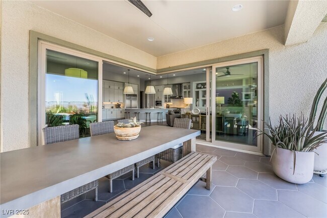 Building Photo - 3120 Greenscape Ln