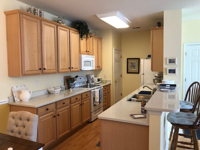 Building Photo - 4430 Lady Banks Ln