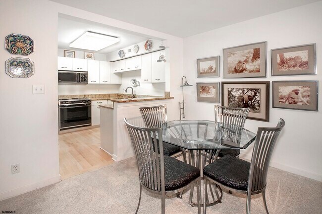 Building Photo - 7701 Atlantic Ave