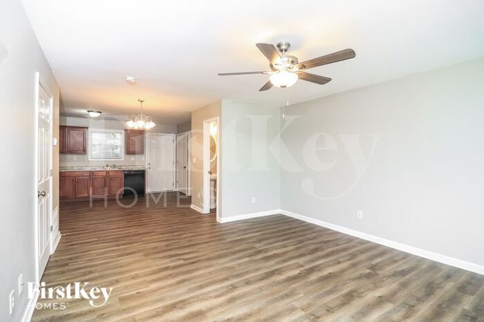 Building Photo - 166 Hiram Terrace