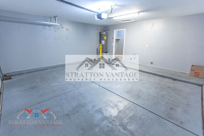 Building Photo - 10234 E Carol Ave