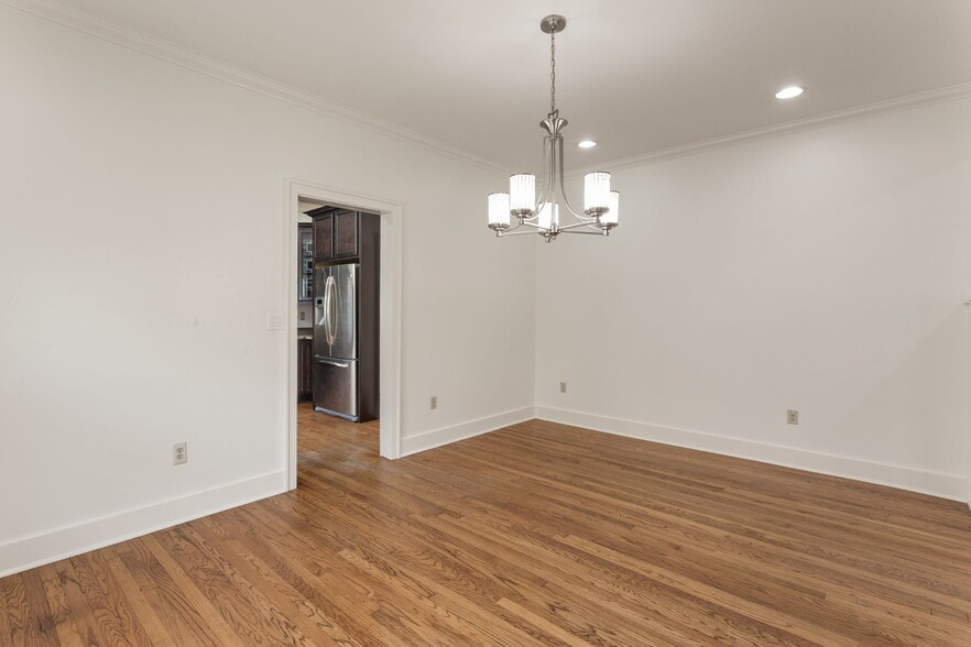 Building Photo - 1519 S Norfolk Ave