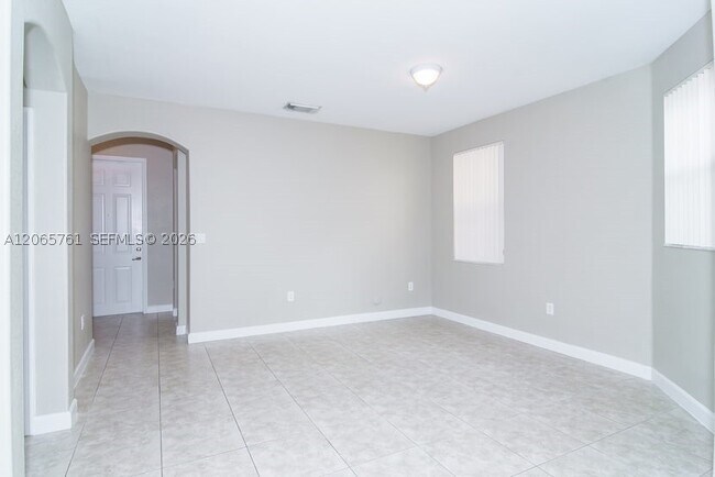 Building Photo - 9141 SW 152nd Ct