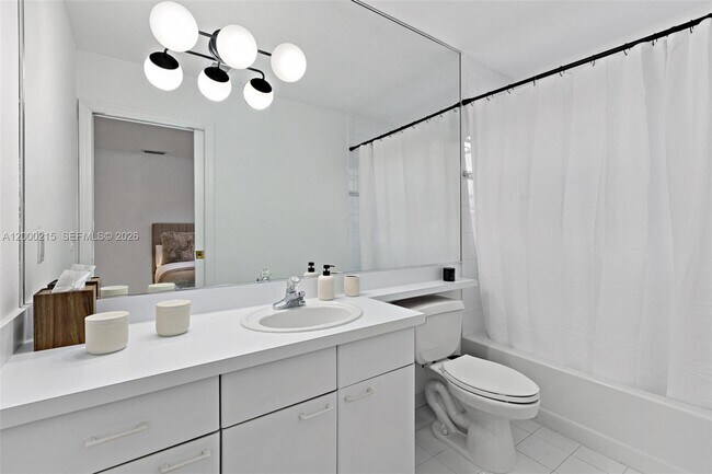 Building Photo - 14850 Old Cutler Rd