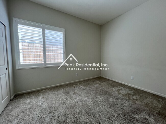 Building Photo - Wonderful 3bd/2ba Elk Grove Home!