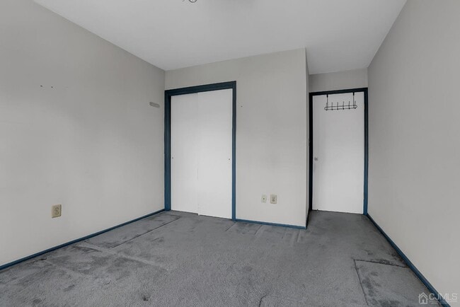 Building Photo - 163 Goldmine Ln