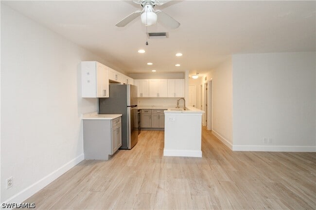 Building Photo - 1331 Chesapeake Ave