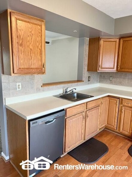 Building Photo - 1214 Seron Ct