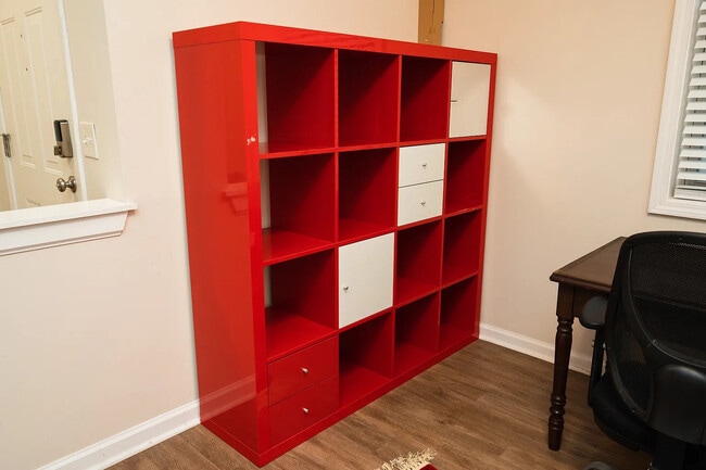 Building Photo - Room in House on Harmony Ct