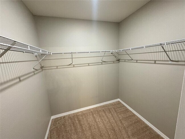 Building Photo - 404 Tanglewood Dr