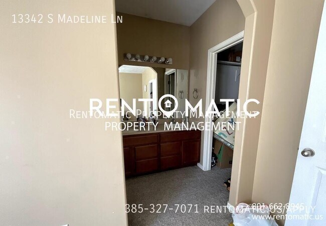 Building Photo - 13342 Madeline Ln W