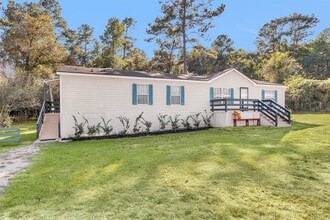 Building Photo - 11261 Rose Rd