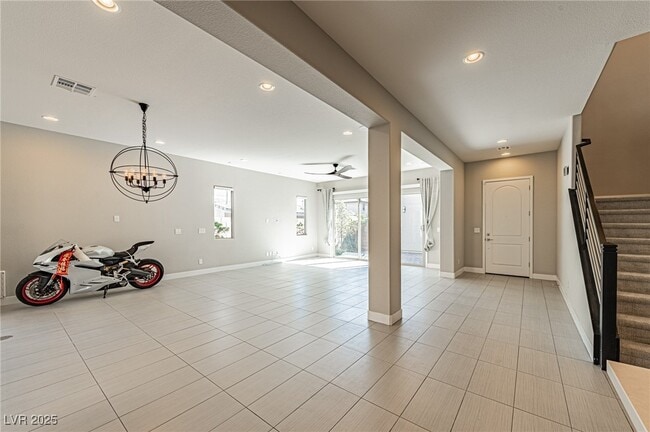 Building Photo - 6465 Farness St