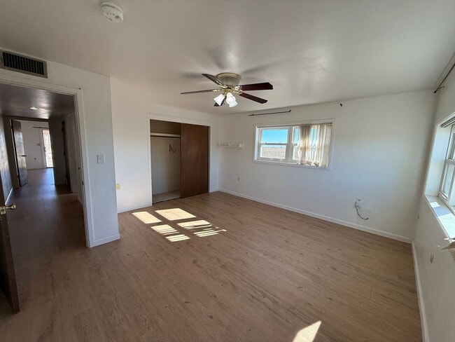 Building Photo - Spacious 2 Bedroom on 1 Arce -Texico Schools