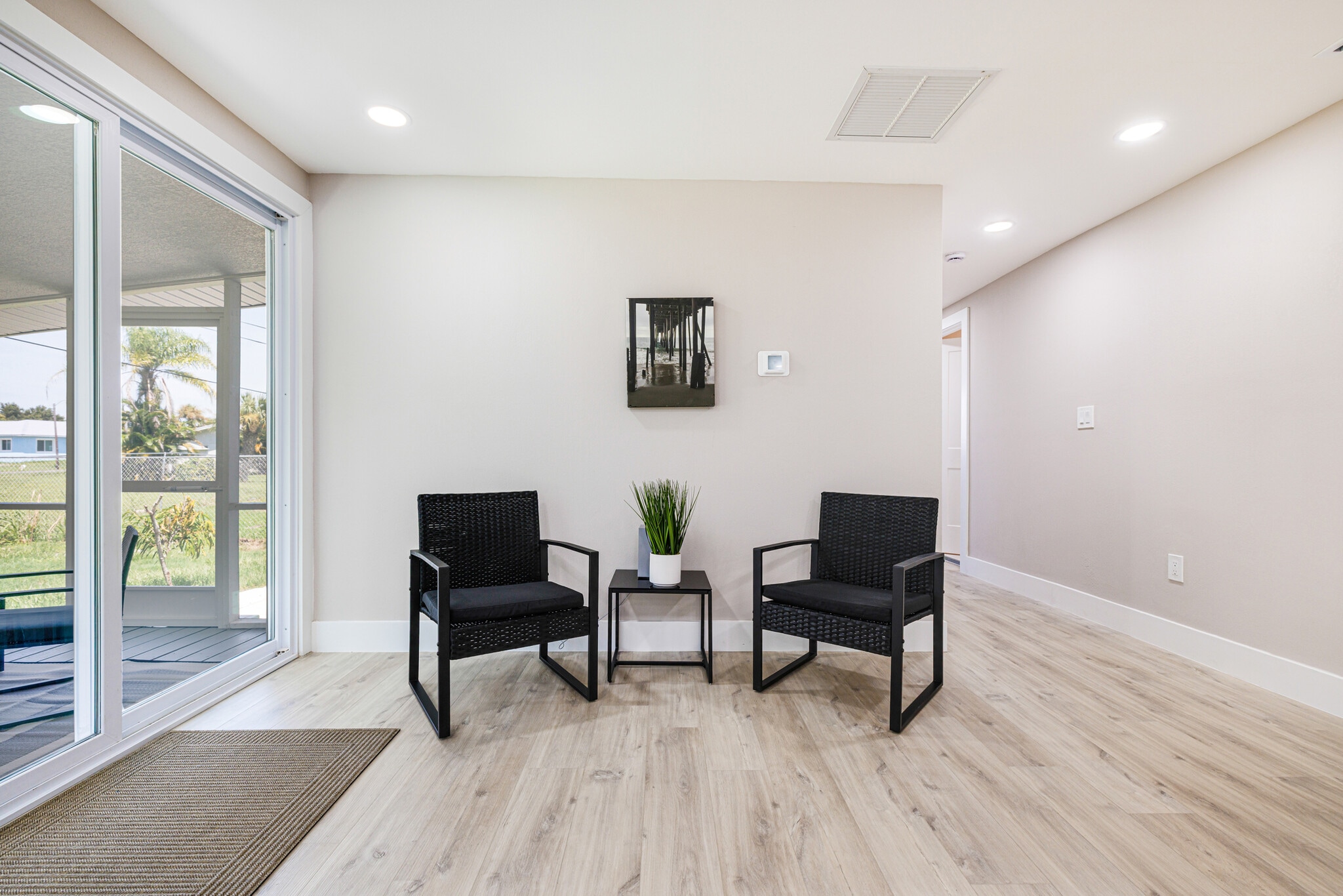 Building Photo - 1840 Bluebird Ln