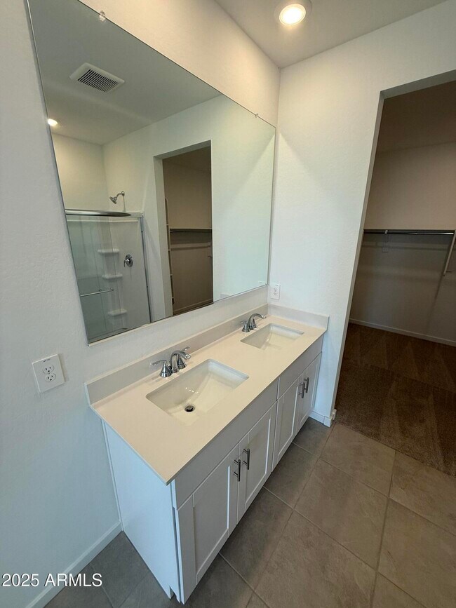 Building Photo - 7433 E Cozy Cottage Ln