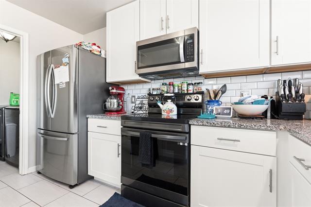 Building Photo - 10416 Winding Passage Way