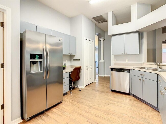Building Photo - 1407 Trail Boss Ln