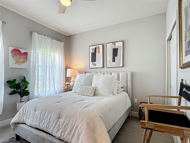 Building Photo - 588 Cantabria Dr