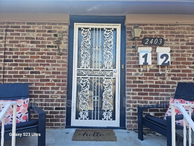 Building Photo - 2403 Howard St